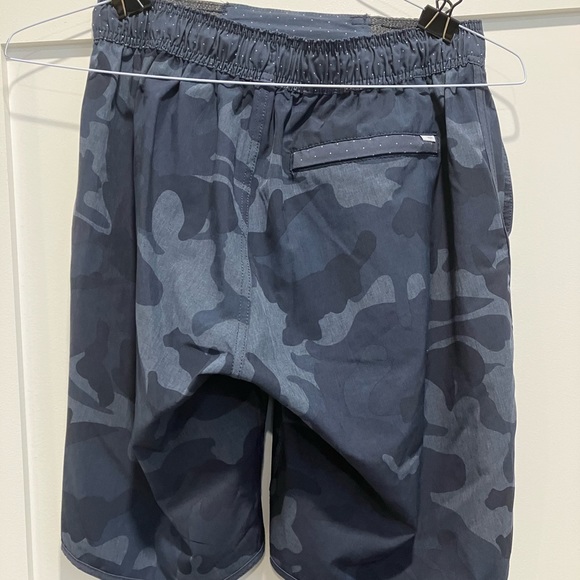Vuori Banks shorts - Blue camo, size small, 9” inseam - Picture 4 of 7